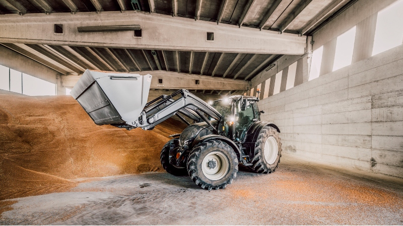 Tracteur puissant  tracteur série T l Valtra