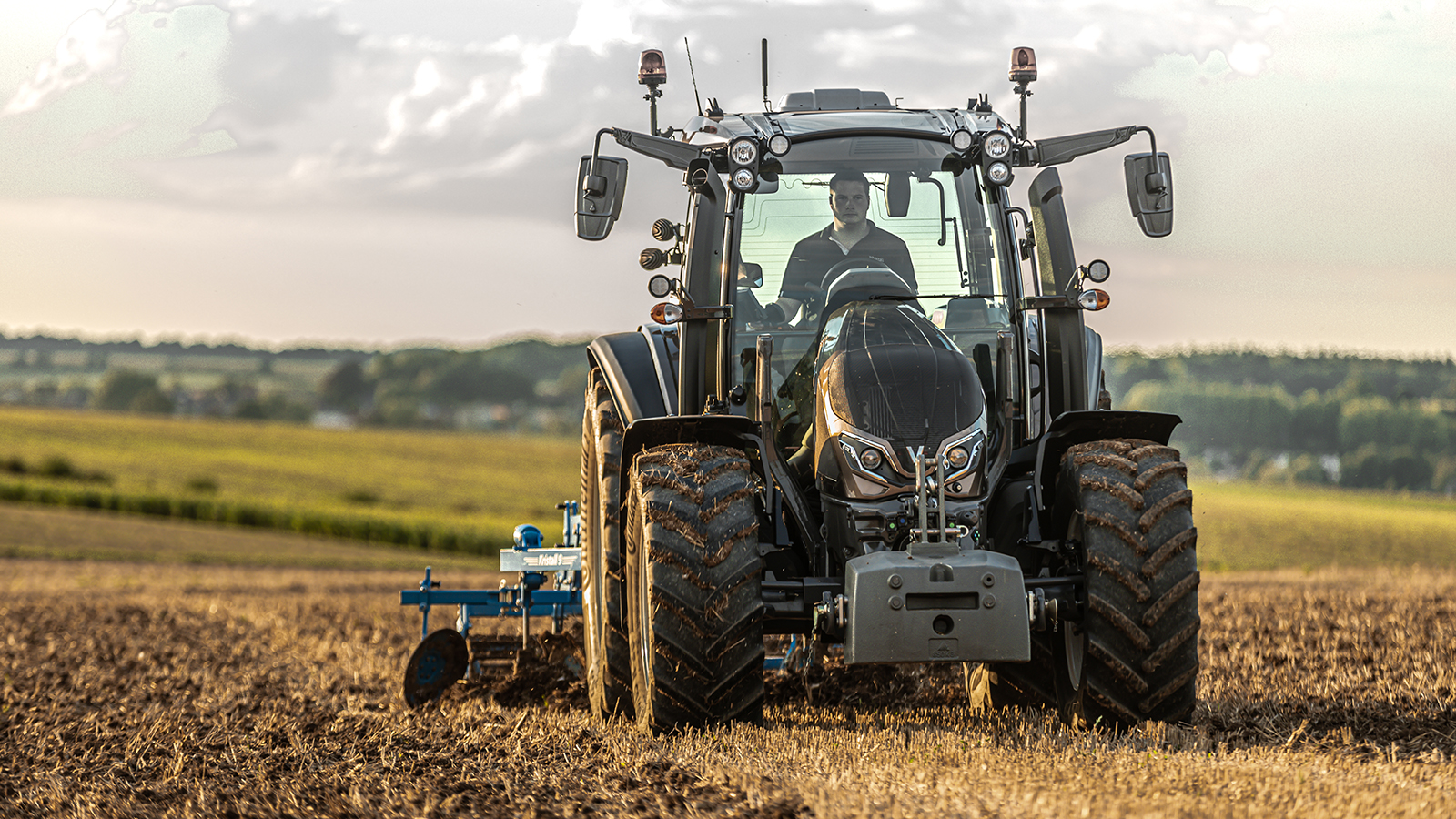 Packs options  Faciliter la personnalisation de votre tracteur