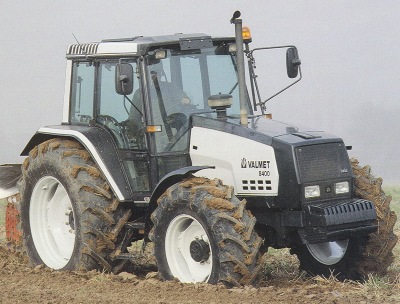 Feu Avant Position Tracteur Valtra-Valmet: 8100,Mega 8400